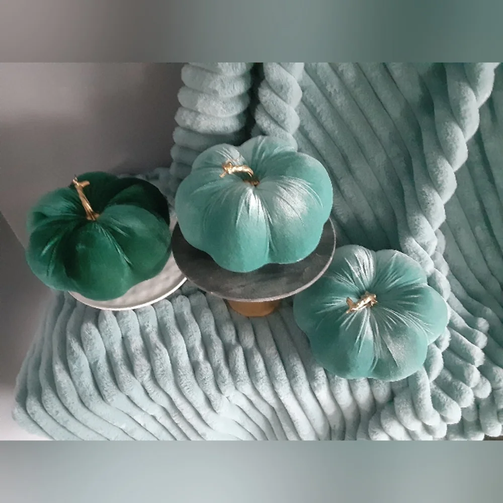Coastal Fall Decor Plush Throw & Large Pumpkins 4pc Bundle